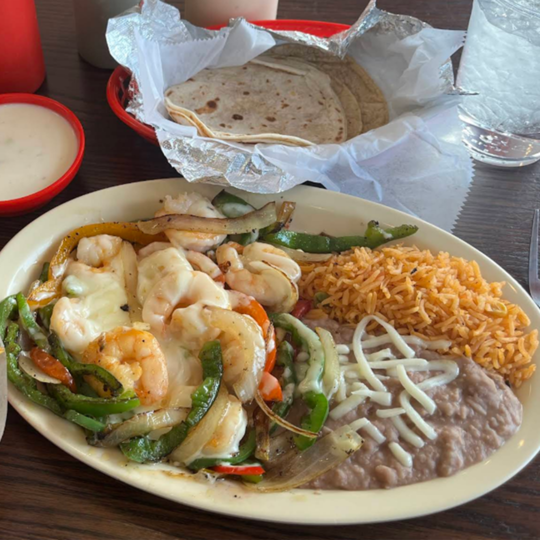 shrimp fajita plate